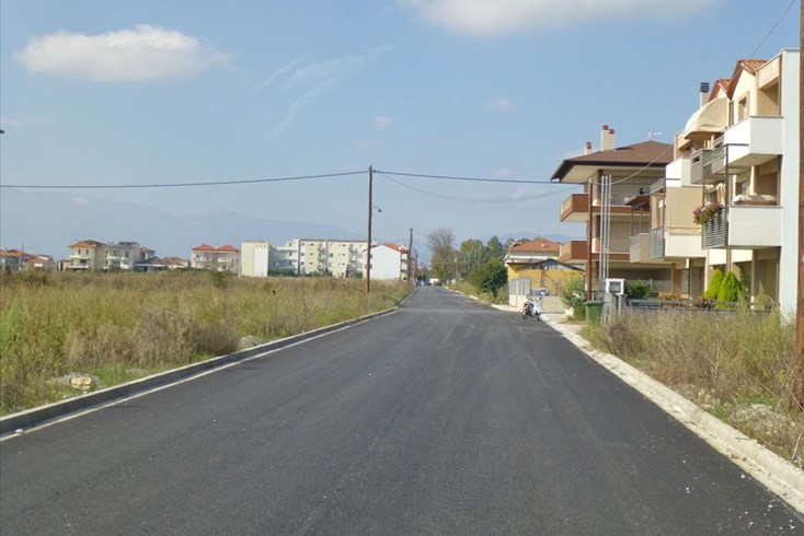 Realty photo 1