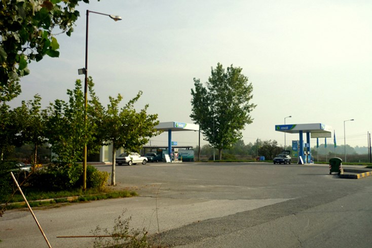 Realty photo 2