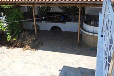 Property 716 photo 6