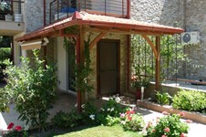 Property 729 photo 3