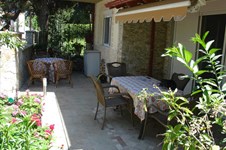 Property 729 photo 4