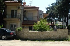 Property 729 photo 2