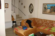 Property 729 photo 7