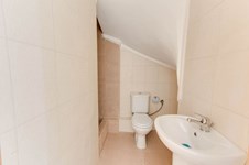 Property 747 photo 6