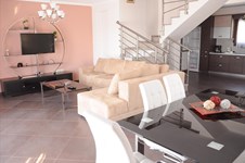 Property 749 photo 19