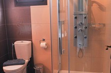 Property 749 photo 33