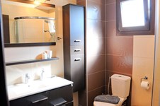 Property 749 photo 34