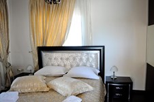 Property 749 photo 31