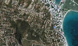 Парцел в Атика