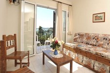 Property 7933 photo 20