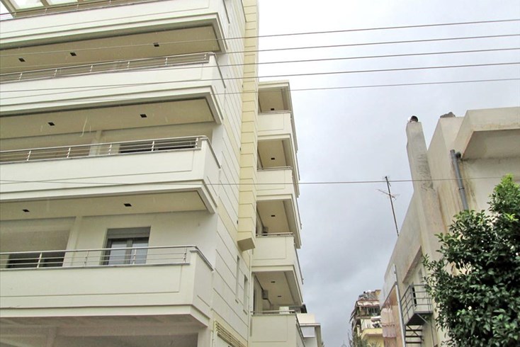 Realty photo 1