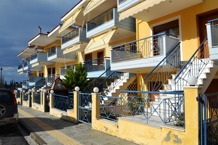 Realty photo 3