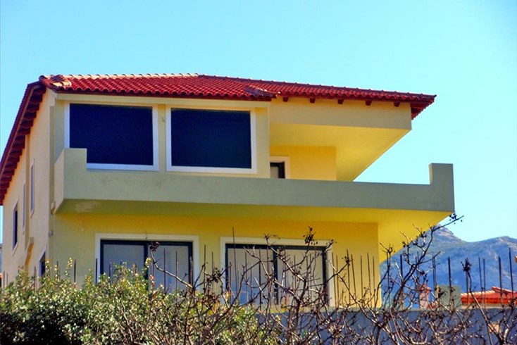 Realty photo 1