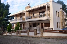 Property 8183 photo 2