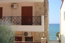 Property 828 photo 1