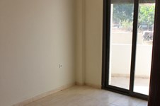 Property 834 photo 6