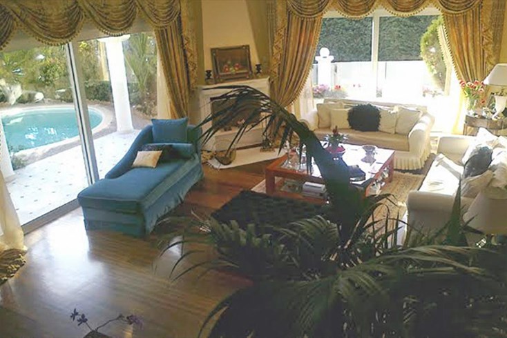 Realty photo 2