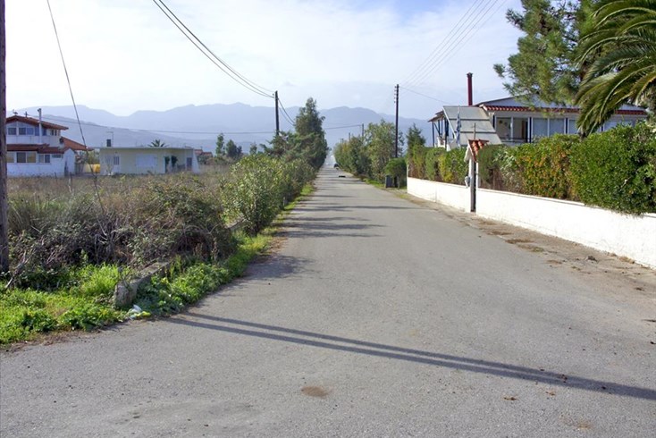 Realty photo 2