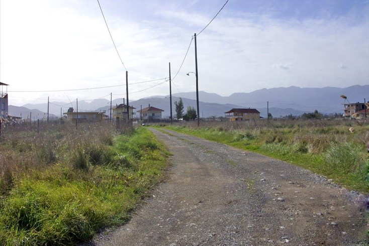 Realty photo 3