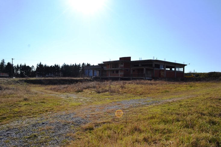 Realty photo 1