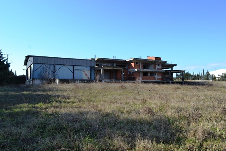 Realty photo 2