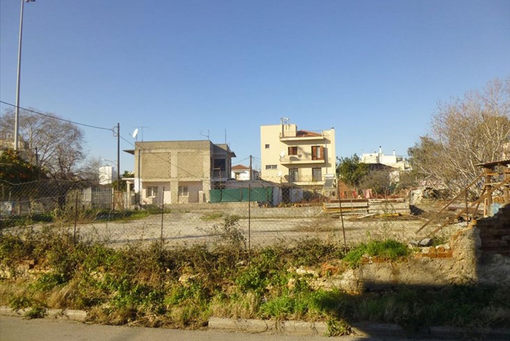 Realty photo 1