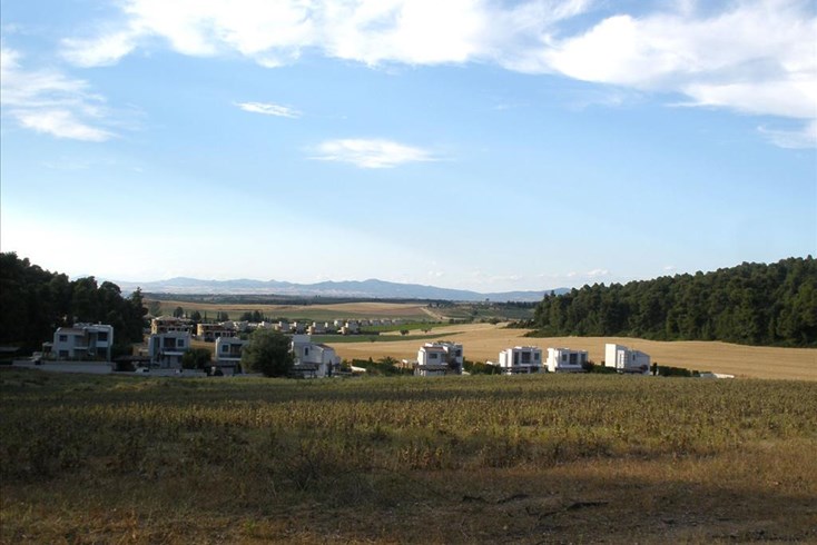 Realty photo 2
