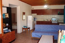 Property 8550 photo 2