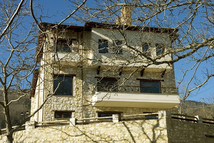Realty photo 2