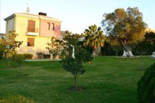 Property 8652 photo 2