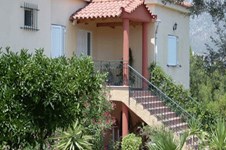 Property 867 photo 1