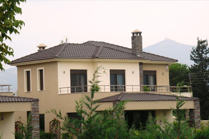 Realty photo 2