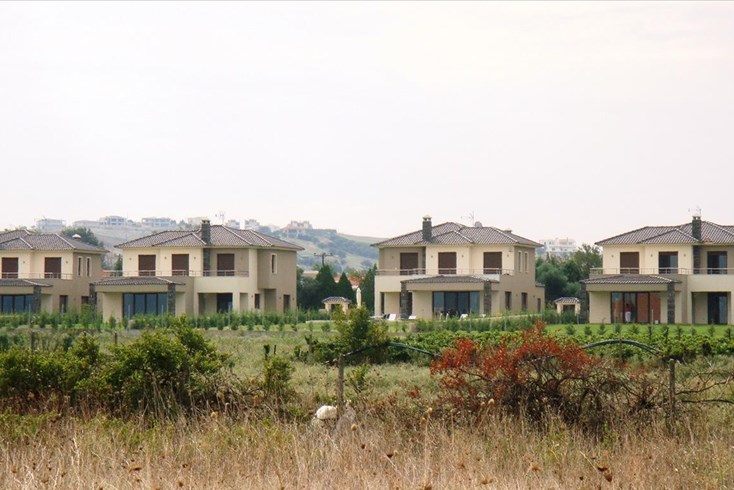 Realty photo 3