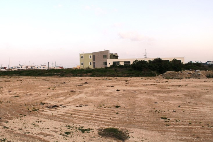 Realty photo 2