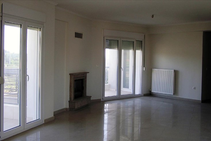 Realty photo 1