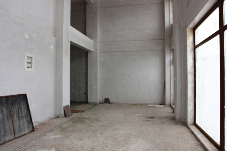 Realty photo 2