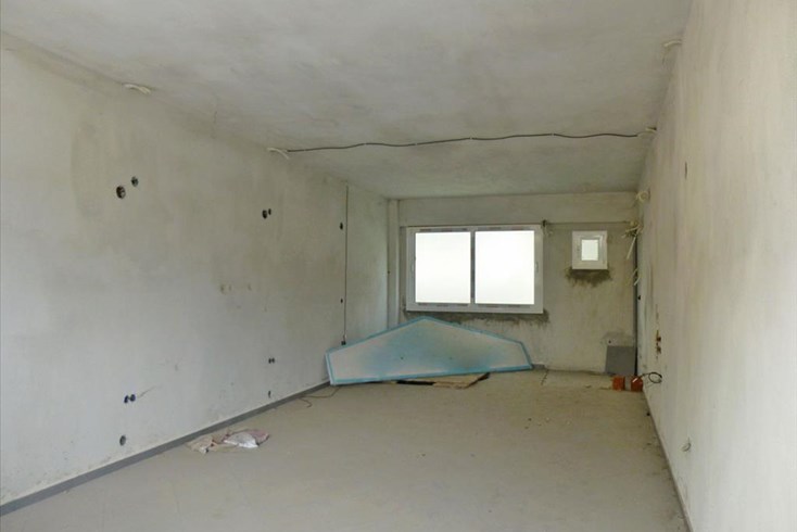 Realty photo 2