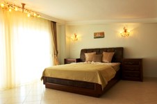 Property 9275 photo 16