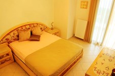 Property 9275 photo 20