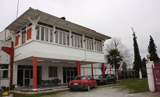 Building 1700 m² Selanik’te