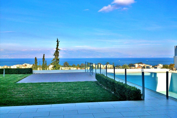 Realty photo 1