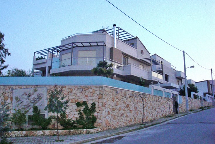 Realty photo 1