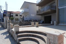 Property 977 photo 3