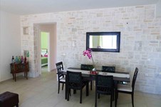 Property 983 photo 6