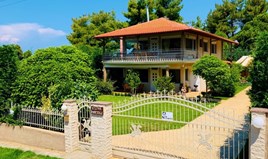 Detached house 185 m² in Chalkidiki