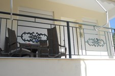 Property 989 photo 5