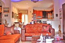 Property 9930 photo 3